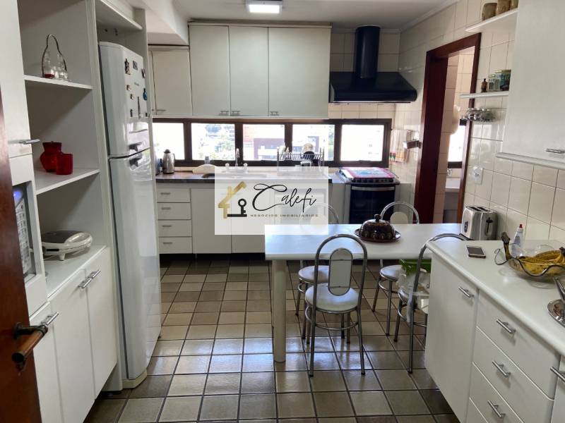 Apartamento com 4 quartos, 170m², à venda em São Paulo, Sumaré - Calefi Imóveis