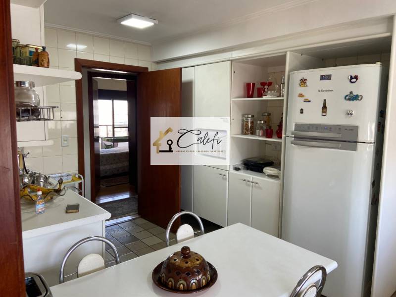 Apartamento com 4 quartos, 170m², à venda em São Paulo, Sumaré - Calefi Imóveis