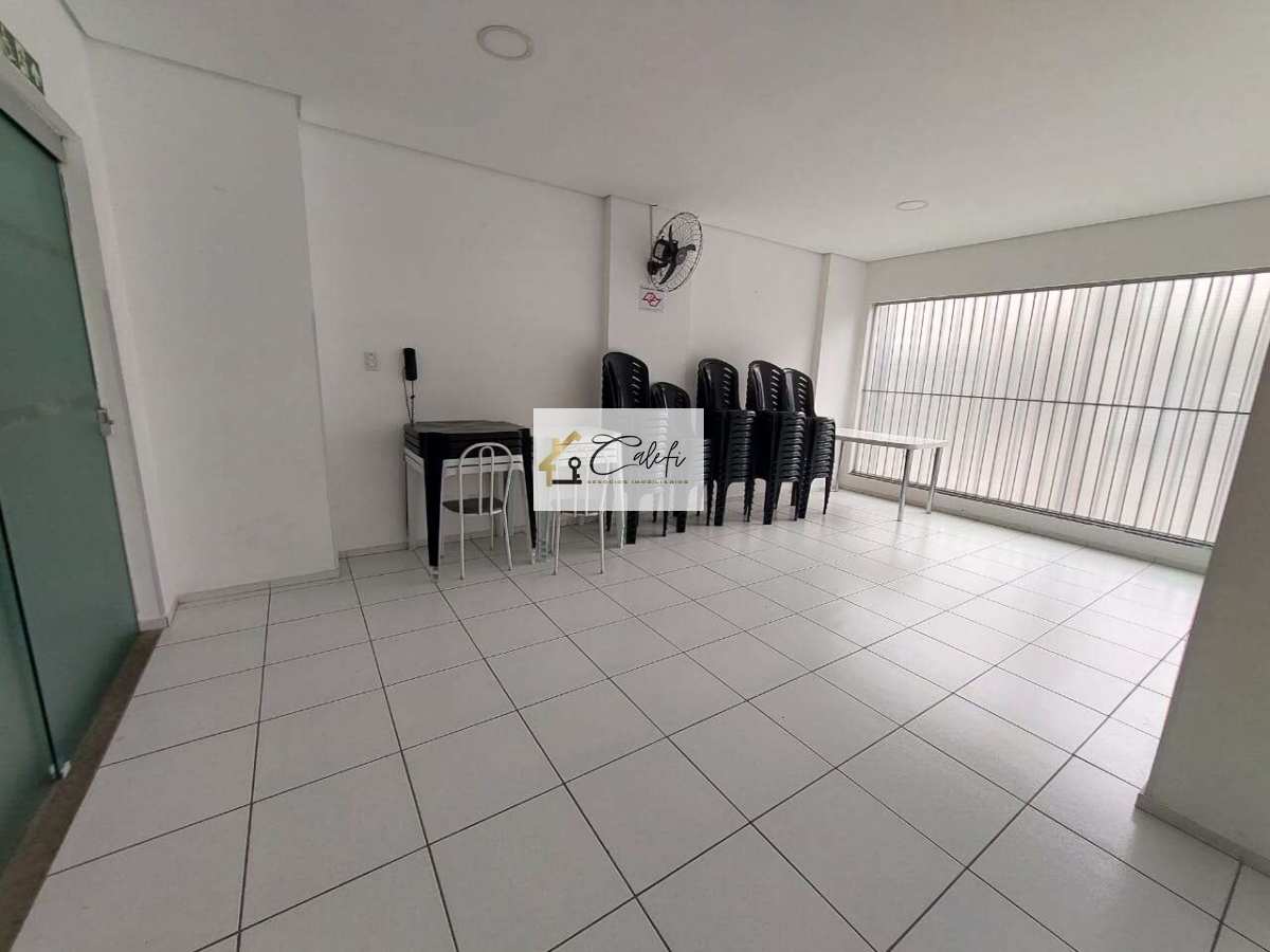 Apartamento para alugar em São Paulo, Campos Elíseos, com 1 quarto, 40m² - Calefi Imóveis
