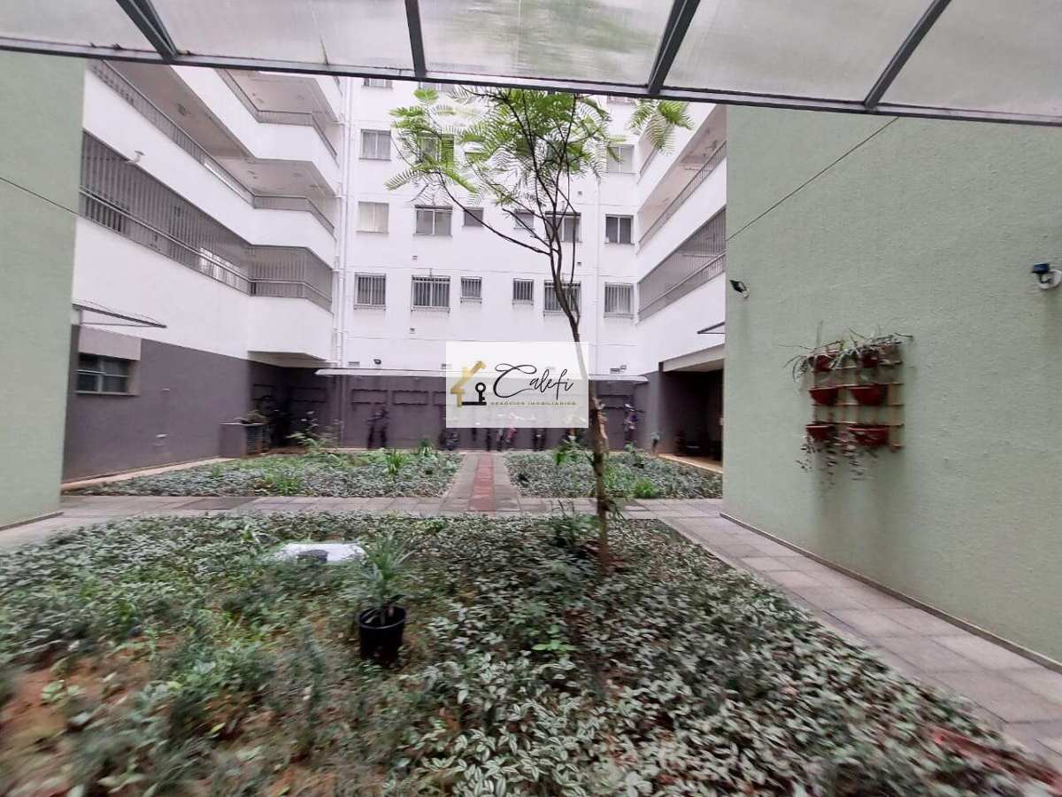 Apartamento para alugar em São Paulo, Campos Elíseos, com 1 quarto, 40m² - Calefi Imóveis