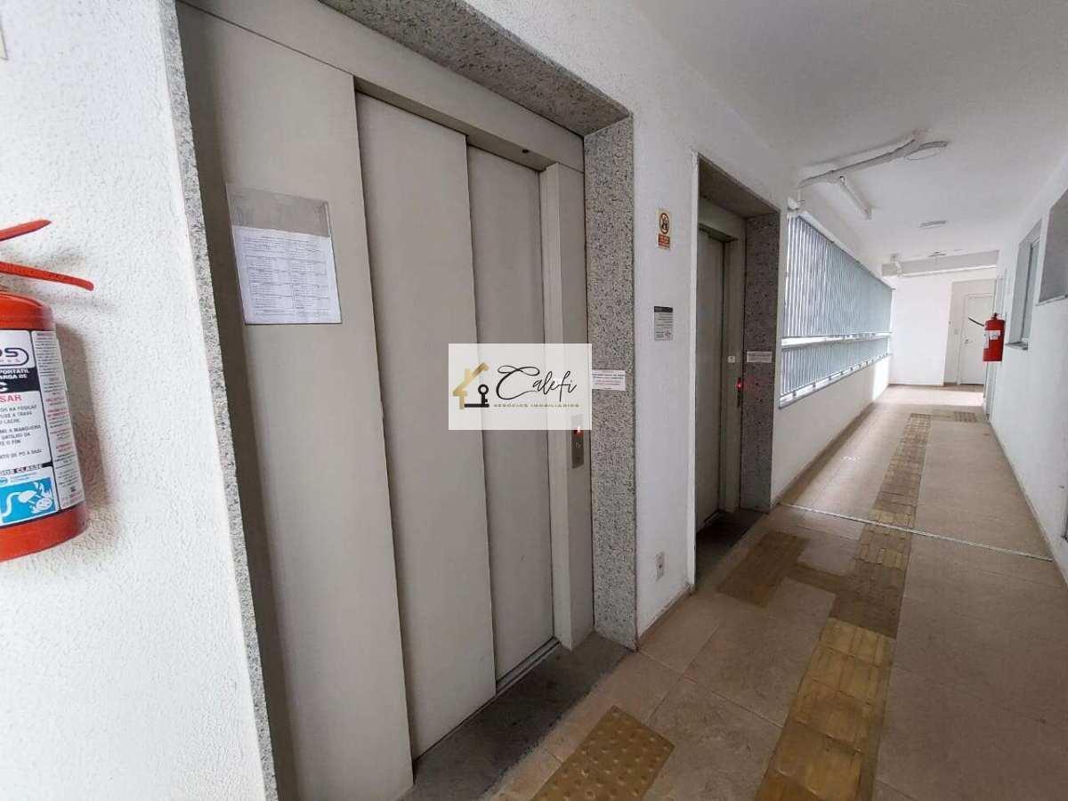 Apartamento para alugar em São Paulo, Campos Elíseos, com 1 quarto, 40m² - Calefi Imóveis