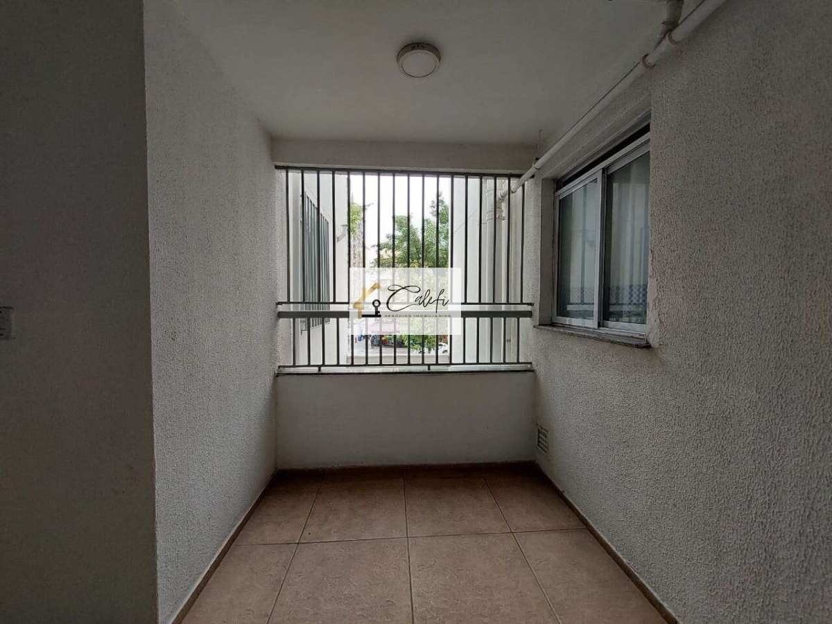 Apartamento para alugar em São Paulo, Campos Elíseos, com 1 quarto, 40m² - Calefi Imóveis