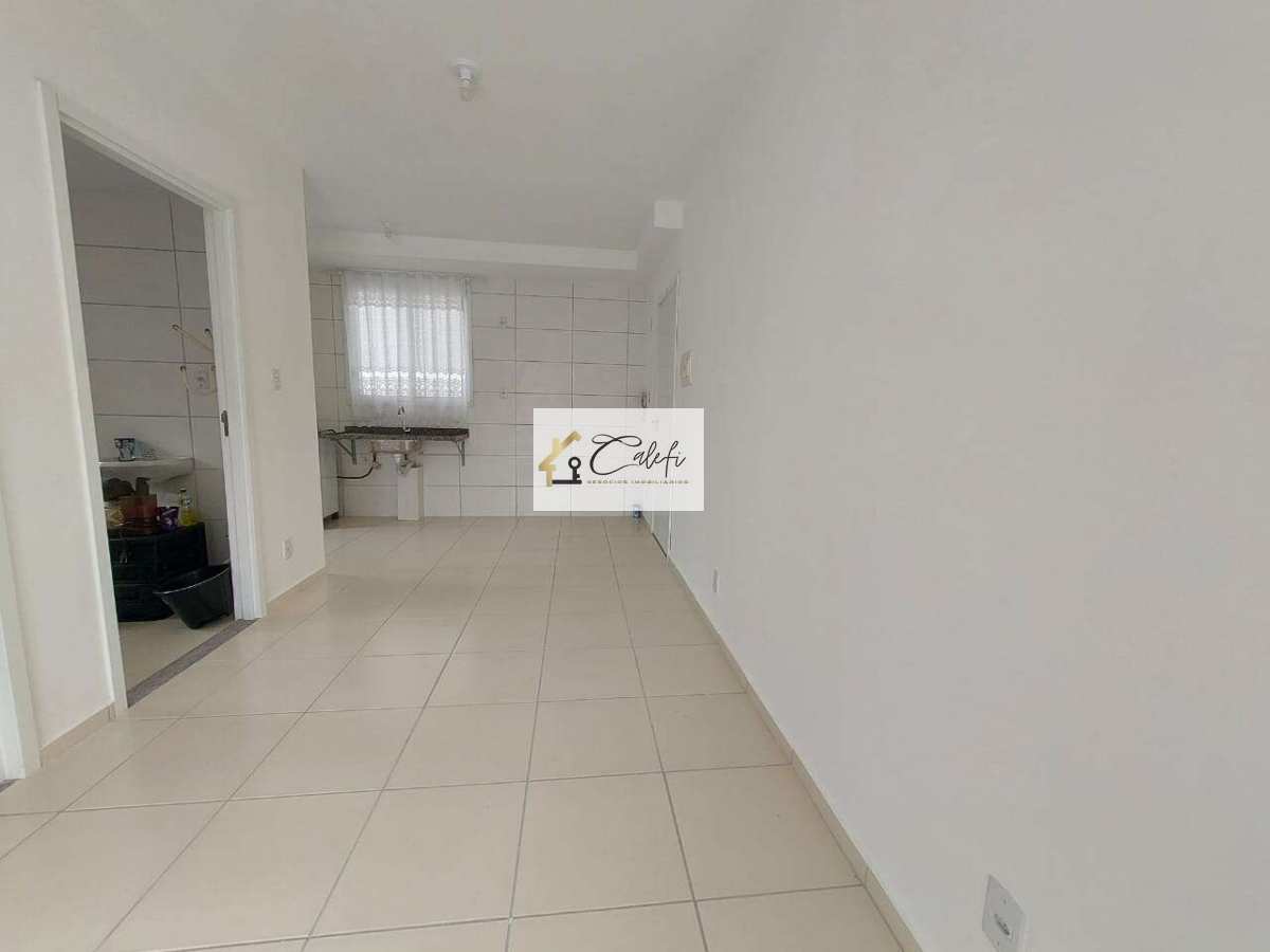 Apartamento para alugar em São Paulo, Campos Elíseos, com 1 quarto, 40m² - Calefi Imóveis