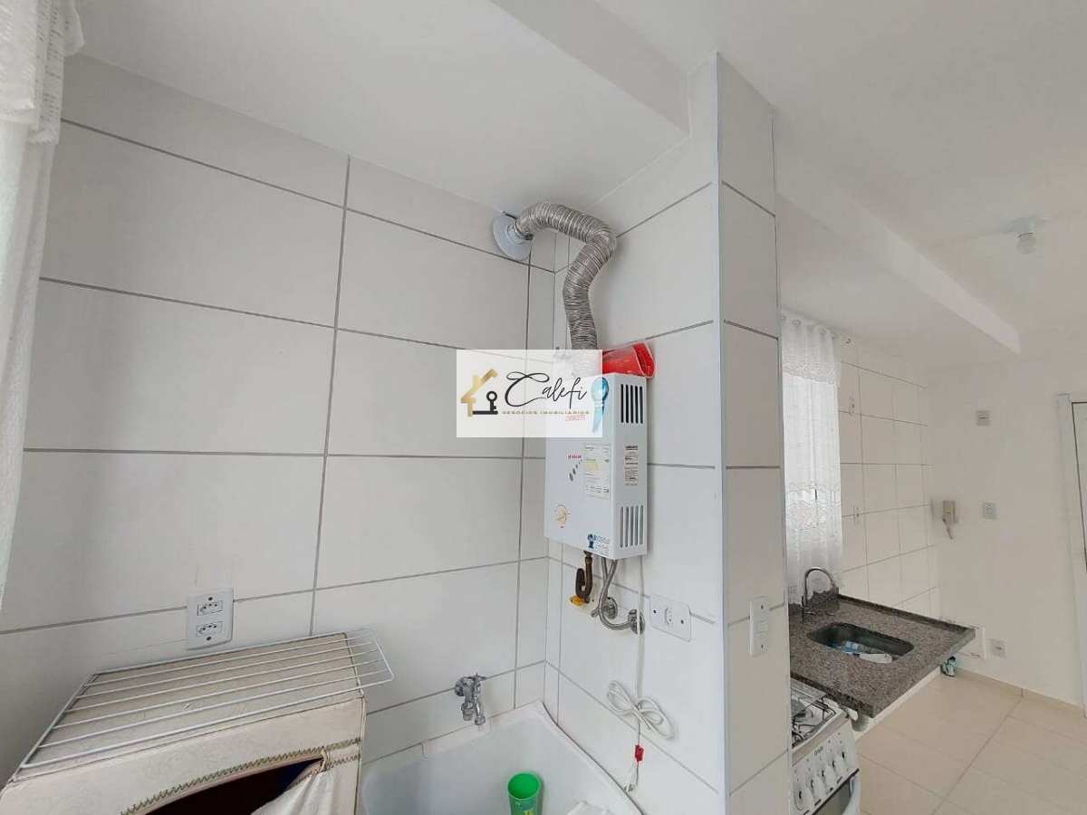 Apartamento para alugar em São Paulo, Campos Elíseos, com 1 quarto, 40m² - Calefi Imóveis
