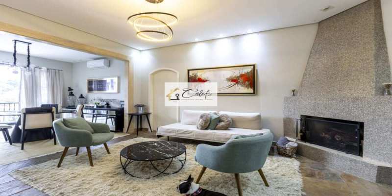 Casa à Venda no Bairro Pacaembu - Calefi Imóveis