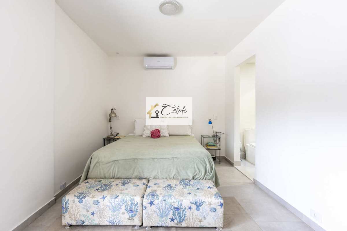 Casa à Venda no Bairro Pacaembu - Calefi Imóveis