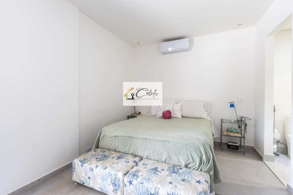 Casa à Venda no Bairro Pacaembu - Calefi Imóveis