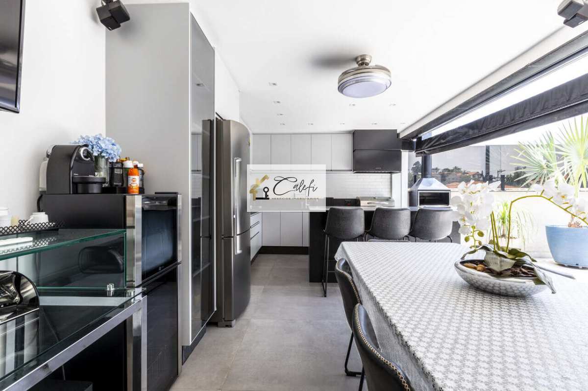 Casa à Venda no Bairro Pacaembu - Calefi Imóveis