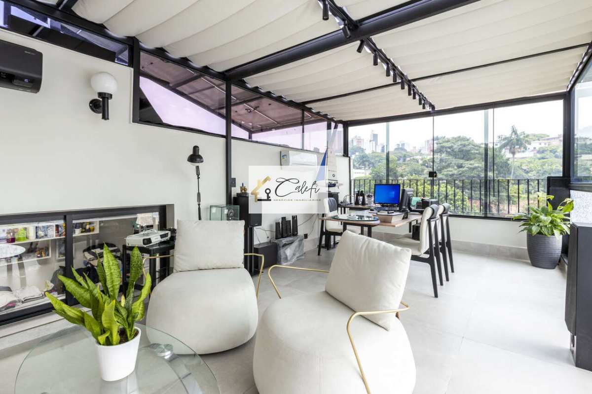 Casa à Venda no Bairro Pacaembu - Calefi Imóveis