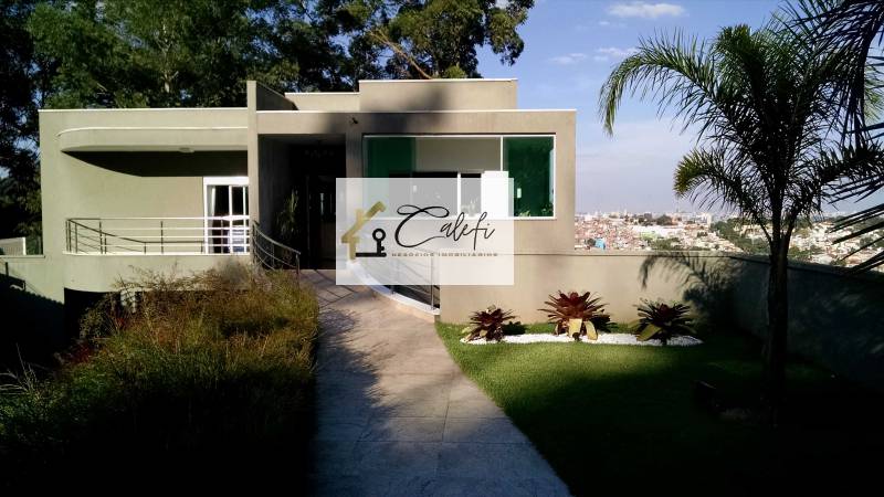 Casa com 6 quartos, 810m², à venda em São Paulo, Jardim Ibiratiba - Calefi Imóveis