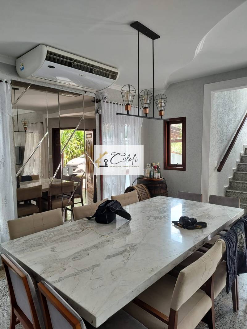 Casa de condomínio com 4 quartos, 315m², à venda em Bertioga, Morada da Praia - Calefi Imóveis