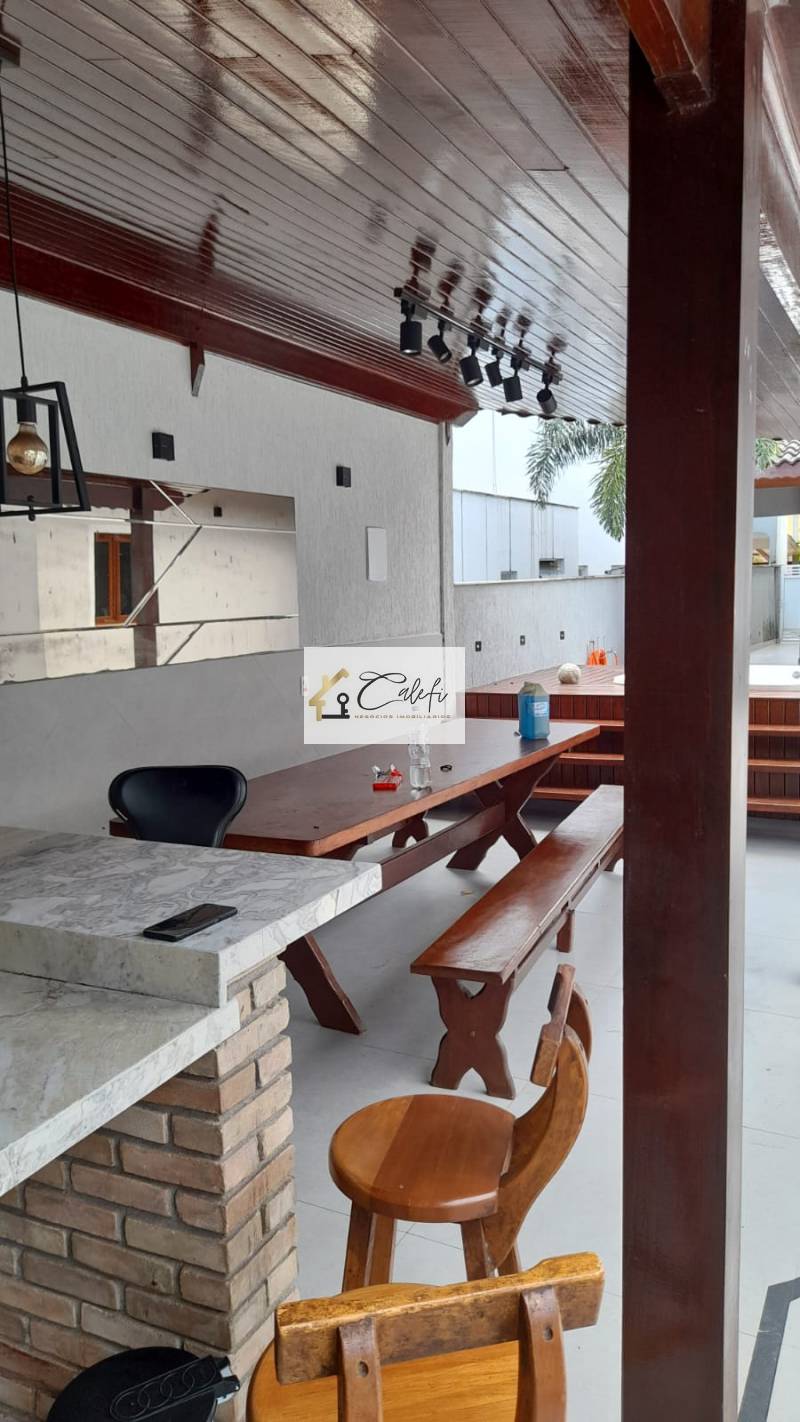 Casa de condomínio com 4 quartos, 315m², à venda em Bertioga, Morada da Praia - Calefi Imóveis