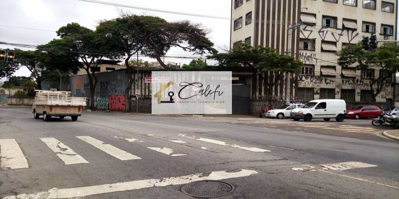 Ponto Comercial, 1900m² em São Paulo, Cambuci - Calefi Imóveis