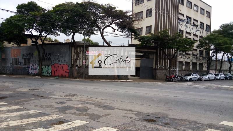 Ponto Comercial, 1900m² em São Paulo, Cambuci - Calefi Imóveis