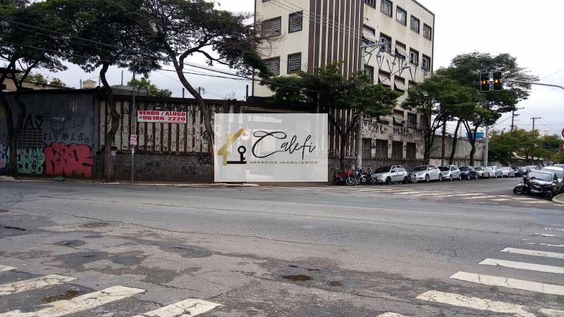 Ponto Comercial, 1900m² em São Paulo, Cambuci - Calefi Imóveis