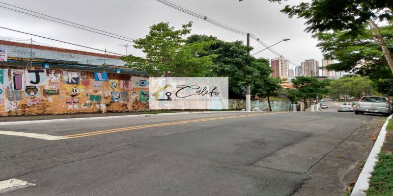 Ponto Comercial, 605m², à venda em São Paulo, Jardim da Glória - Calefi Imóveis