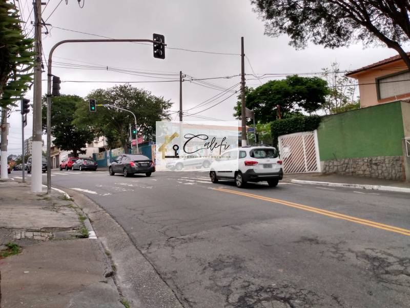 Ponto Comercial, 605m², à venda em São Paulo, Jardim da Glória - Calefi Imóveis