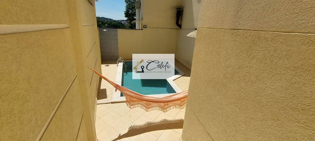 Sobrado em condomínio à venda em São Paulo, Vila Albertina, com 4 quartos, 358m² - Calefi Imóveis