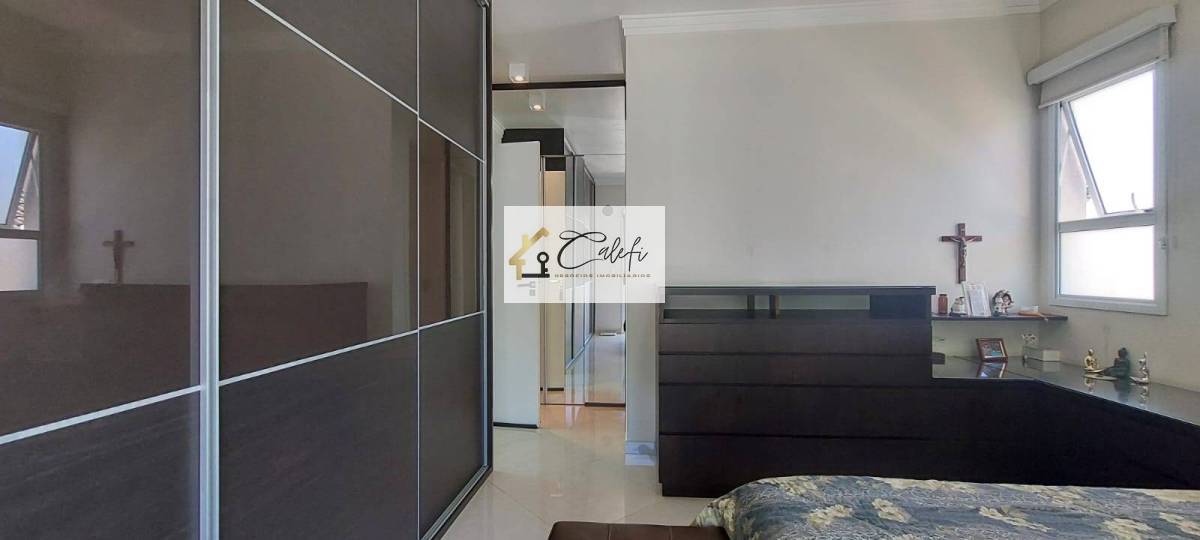 Sobrado em condomínio à venda em São Paulo, Vila Albertina, com 4 quartos, 358m² - Calefi Imóveis