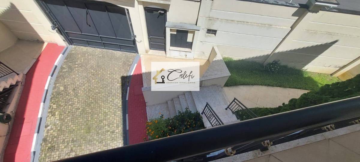 Sobrado em condomínio à venda em São Paulo, Vila Albertina, com 4 quartos, 358m² - Calefi Imóveis