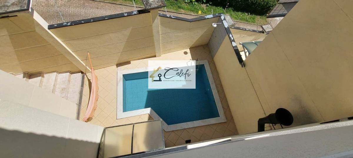Sobrado em condomínio à venda em São Paulo, Vila Albertina, com 4 quartos, 358m² - Calefi Imóveis