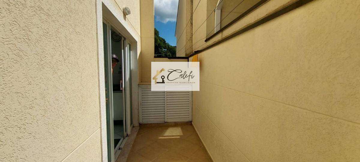 Sobrado em condomínio à venda em São Paulo, Vila Albertina, com 4 quartos, 358m² - Calefi Imóveis