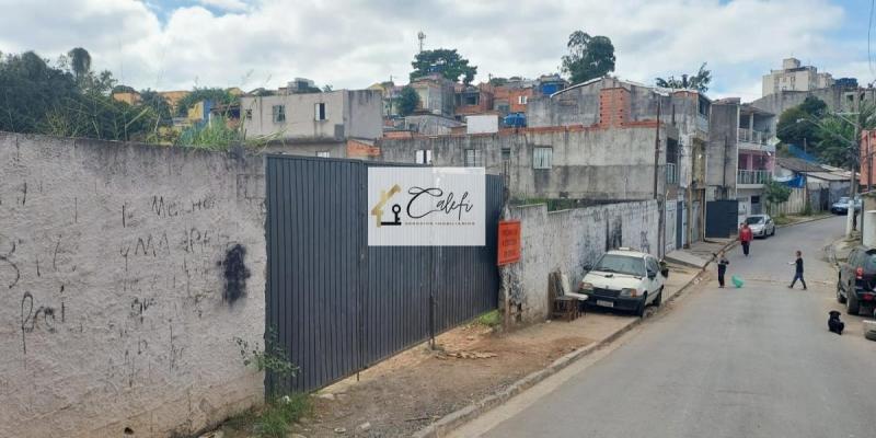 Terreno para implantação de HIS próximo a Estação de Trem Guaianases - Calefi Imóveis