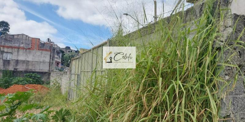 Terreno para implantação de HIS próximo a Estação de Trem Guaianases - Calefi Imóveis