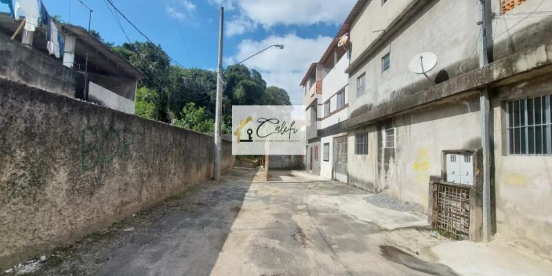 Terreno para implantação de HIS próximo a Estação de Trem Guaianases - Calefi Imóveis