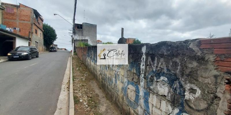 Terreno para implantação de HIS próximo a Estação de Trem Guaianases - Calefi Imóveis