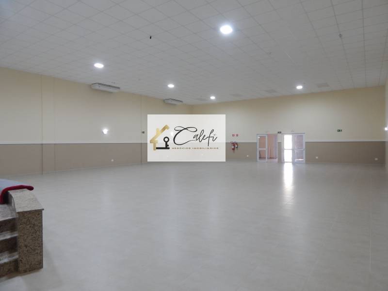 Prédio comercial, 1060m², à venda em São Paulo, Cambuci